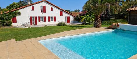 Seasonal outdoor pool, pool umbrellas, sun loungers