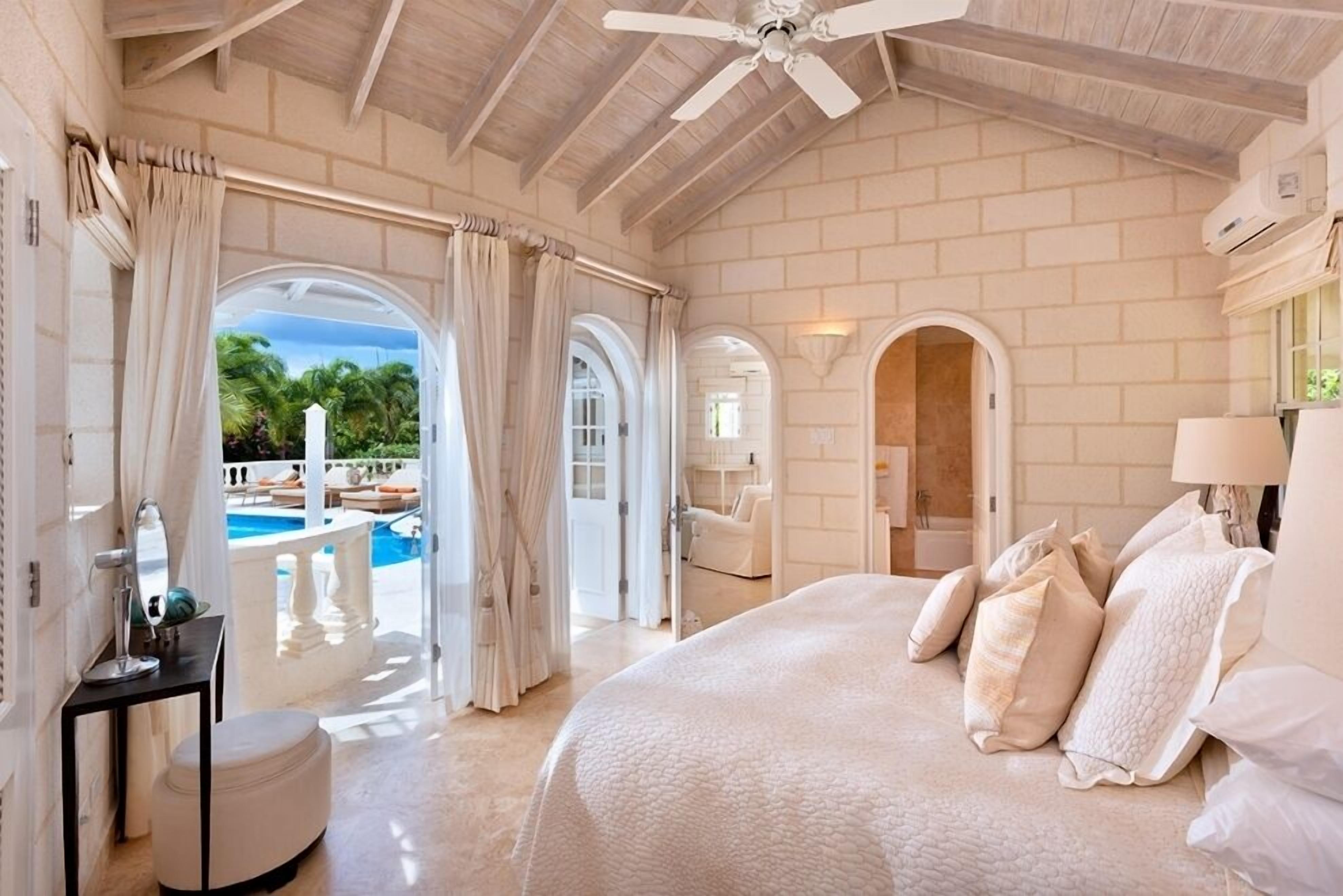 6 bedrooms, WiFi (free)