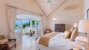 3 bedrooms, WiFi (free) - Half Century House (Holetown)