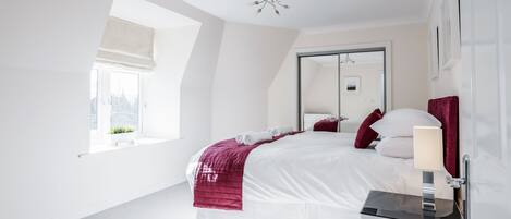 Apartment, 2 Bedrooms | 2 bedrooms, iron/ironing board, free WiFi