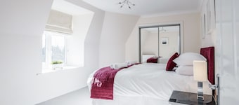 Roomspace Apartments -Royal Swan Quarter