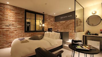 Business kamer | Een bureau, gratis wifi, beddengoed