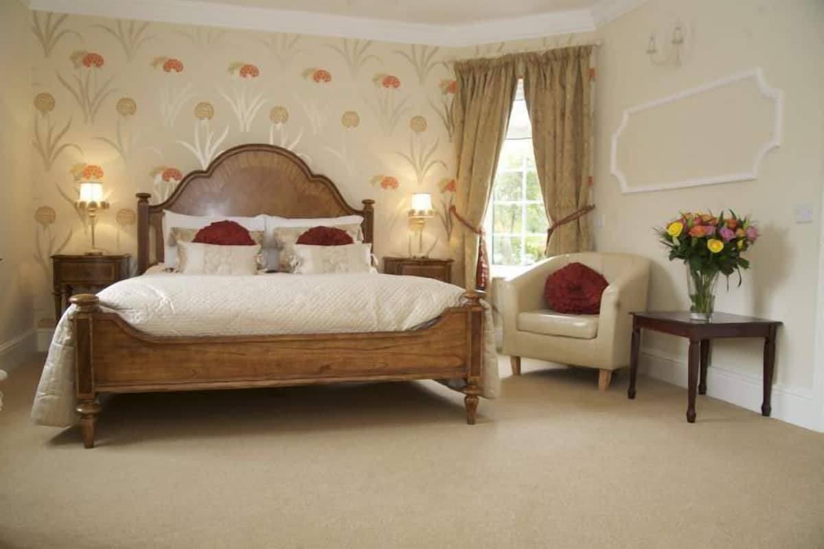 In-room safe, individually decorated, individually furnished, desk
