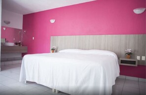 Caixa forta a l'habitació, wifi gratuïta i roba de llit 