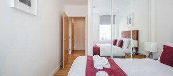 Roomspace Apartments -Swan House