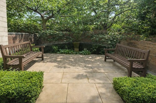 Roomspace Apartments -The Courtyard