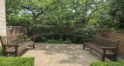 Roomspace Apartments -The Courtyard