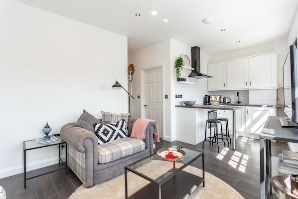 Apartment, 1 Bedroom | Living area | Flat-screen TV - Namastay in Bed (Southend-on-Sea)