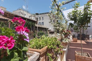 Property grounds - Monti Stairway to Heaven (Roma)