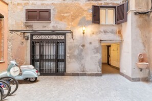 Interior - Sweet Suite near Pantheon (Roma)