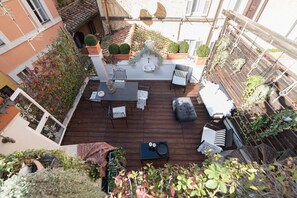 Outdoor dining - Navona Luxury&Charming Apartment with Terrace (Roma)