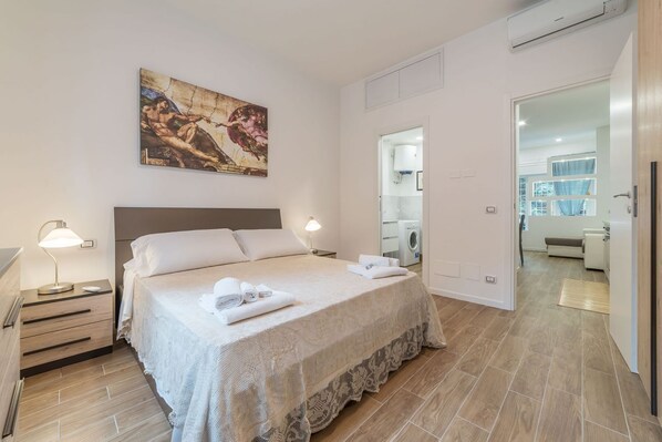 1 camera, Wi-Fi, lenzuola