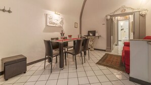 Dining - Torre Argentina Charming Apartment (roma)