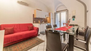 Interior - Torre Argentina Charming Apartment (roma)