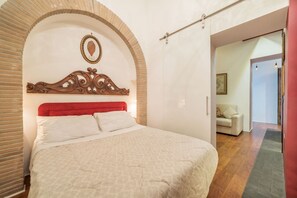 1 camera, ferro/asse da stiro, Wi-Fi, lenzuola