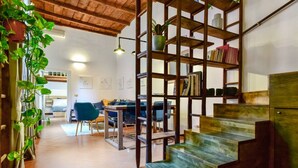Interior - Spanish Steps Brand New Apartment with Terrace (Roma)