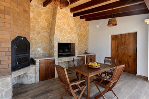 Dining - Villa Can Pepe Pujolet (Santa Gertrudis de Fruitera)
