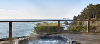 Casa frente al mar con bañera de hidromasaje privada, vistas y acceso cercano a la playa