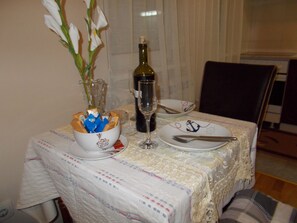 تناول الطعام