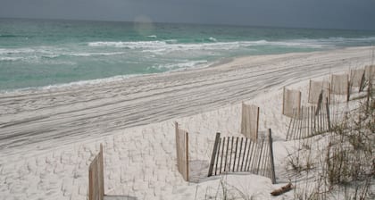 San Deluna by Surfside VR