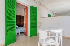 Single Room, Terrace (Street View) | Terrace/patio