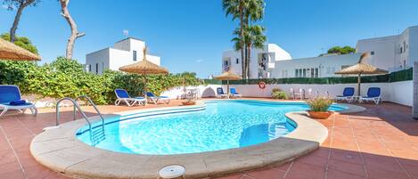 Outdoor pool, pool umbrellas, pool loungers