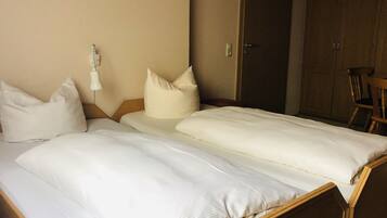 Double Room | Soundproofing, free cribs/infant beds, free WiFi