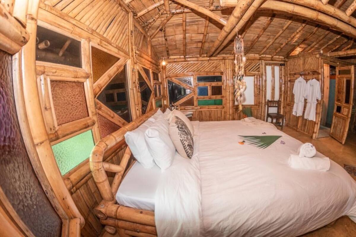 Signature Cabin, Multiple Beds