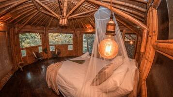 Literie de qualité supérieure, draps fournis