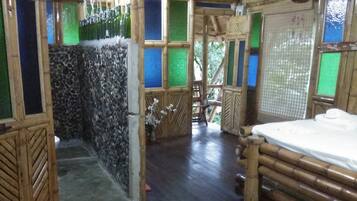 標準小屋, 多張床, 非吸煙房, 山景