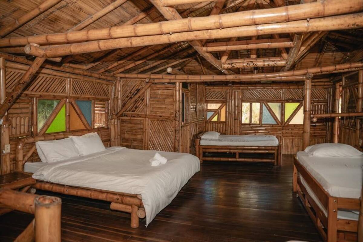 Family Cabin, Multiple Beds