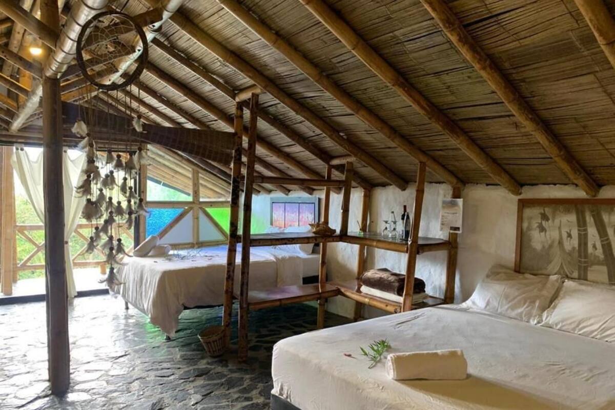 Royal Cabin, 2 Queen Beds