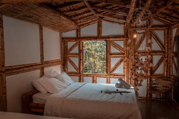 Cabana superluxo, várias camas | Roupa de cama