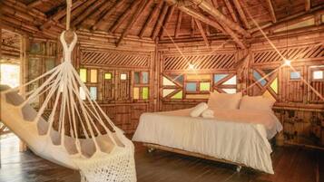 Literie de qualité supérieure, draps fournis