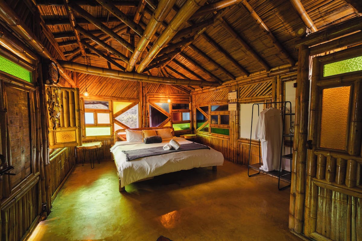 Signature Cabin, Multiple Beds