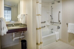 1 bedroom, premium bedding, in-room safe, desk