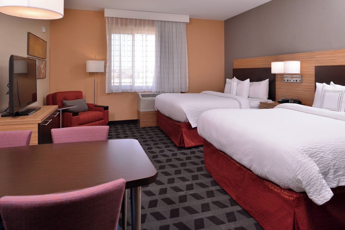 1 bedroom, premium bedding, in-room safe, desk