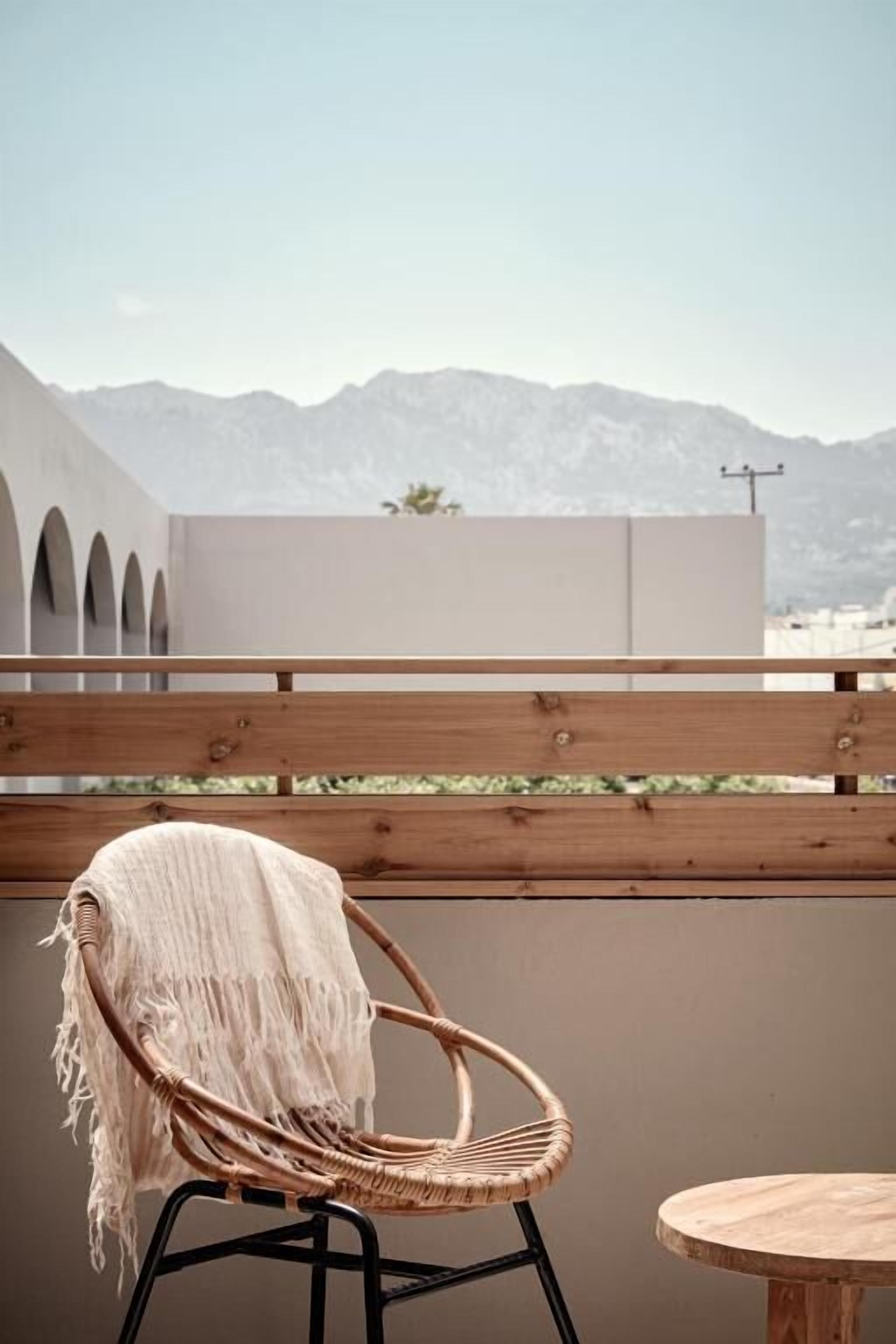 superior double room | balcony view