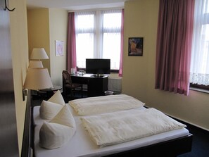 Room - Hotel Wettin (Treuen)