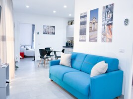 Smart TV 32 pulgadas con canales de televisión vía satélite, televisión