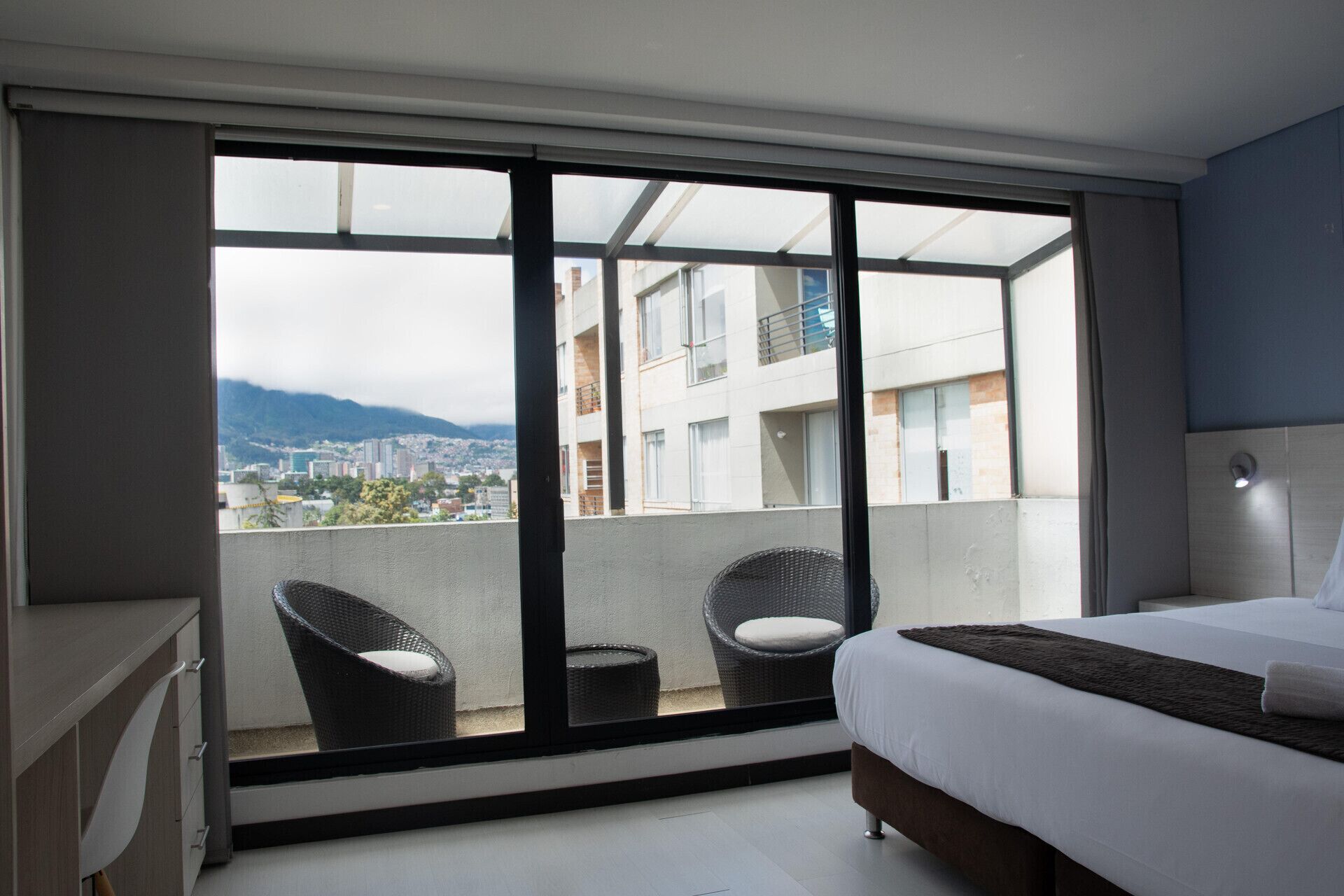 객실 내 금고, 책상, 방음 설비, 무료 WiFi