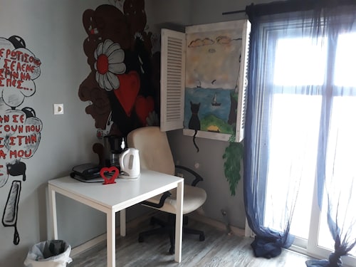 Boheeminen studio keskustan vieressä