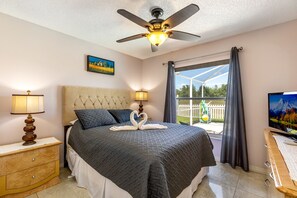 3 bedrooms, in-room safe, iron/ironing board, free WiFi