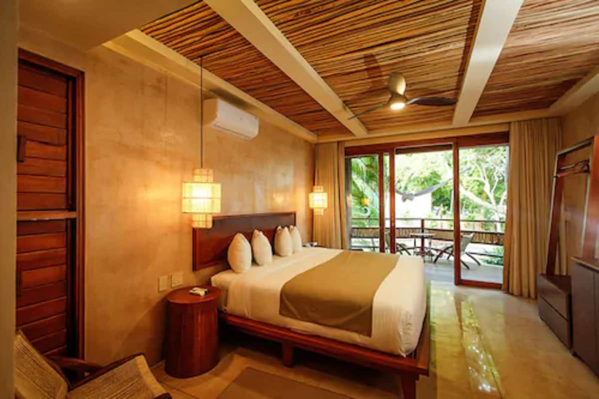 standard room, garden view | 1 bedroom, in-room safe, iron/ironing board, rollaway beds