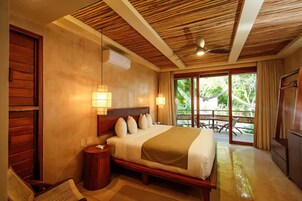 Standard Room, Garden View | 客房内保险箱、熨斗/熨板、折叠床/加床（额外收费）、免费 WiFi