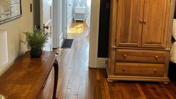 3 bedrooms, iron/ironing board, travel cot, WiFi