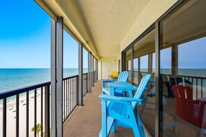 Property grounds - Ocean Sands 1107: Amazing Gulf Front Retreat (Madeira Beach)
