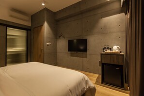 Comfort Double Room, 1 Queen Bed, Accessible, Garden View - Buluba (Yuanshan)