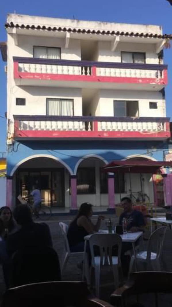 Front of property - Hotel Reforma Tlacotalpan (Tlacotalpan)