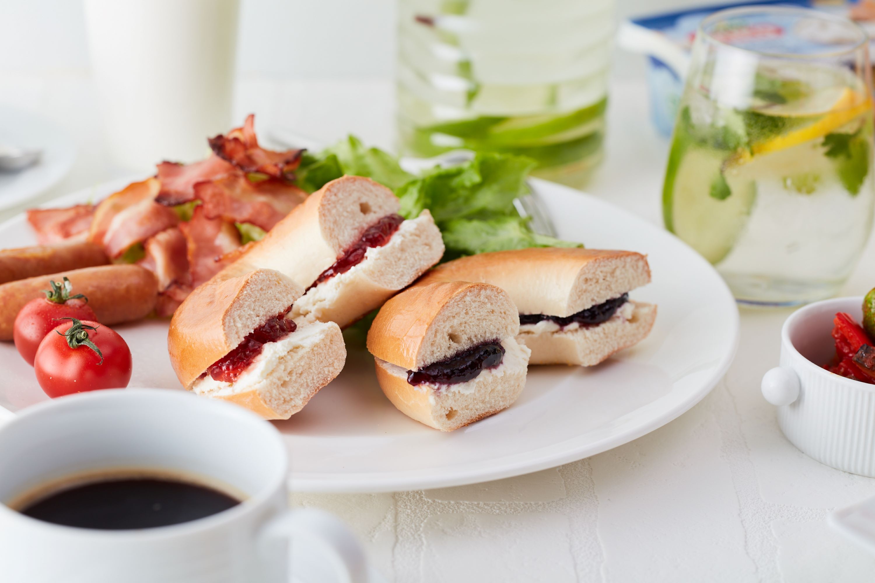 daily buffet breakfast (jpy 2100 per person)